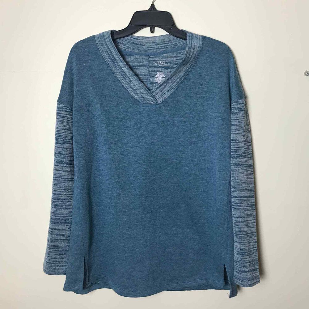 St Johns Bay Sweater Womens Medium Blue Pullover Active Yoga Athleisure Pullover